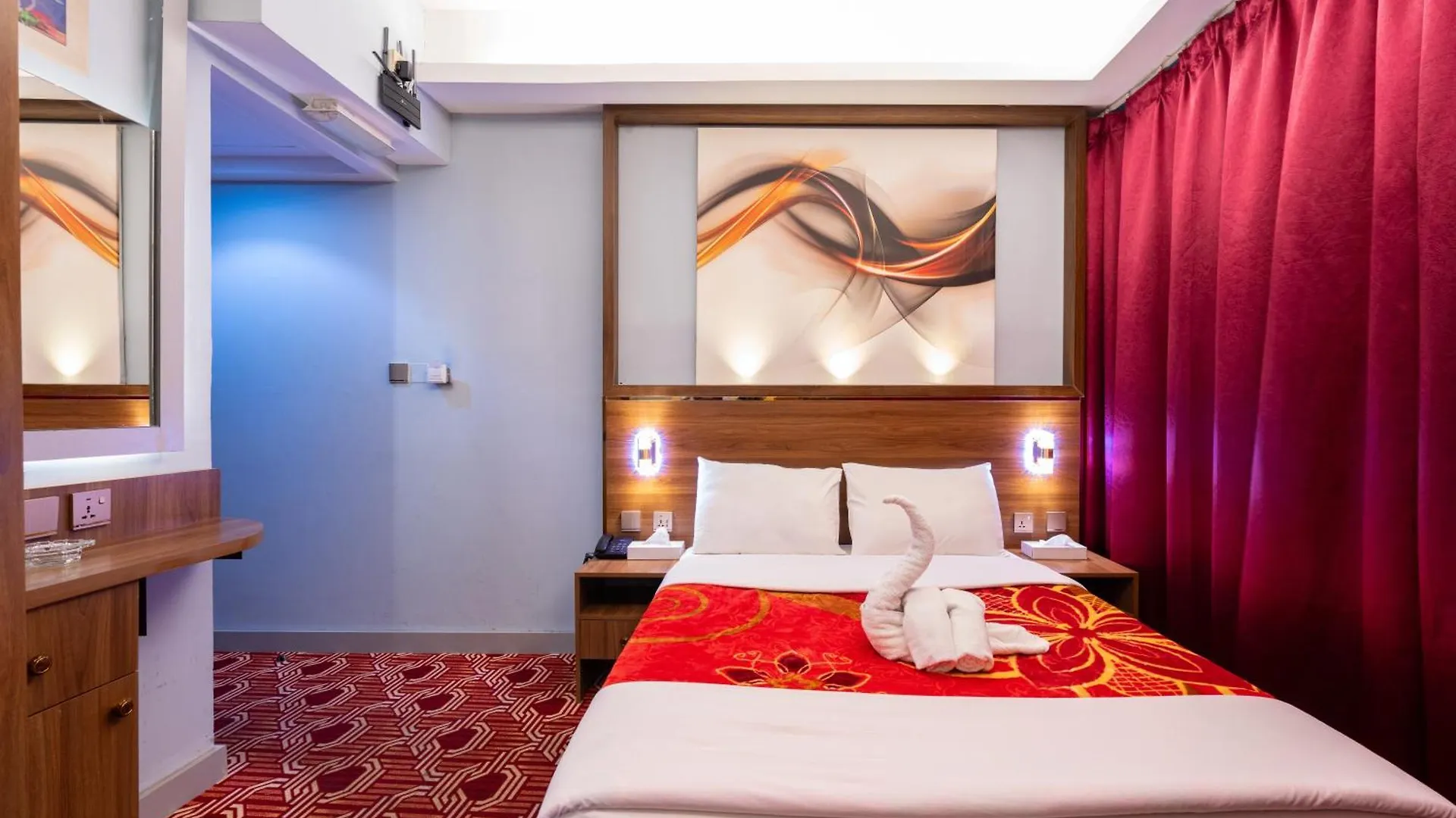 Tanha Hotel Dubai 0*,
